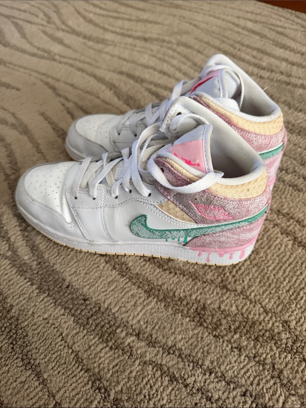 Nike Kids 6.5 Youth Ice Cream Air Jordan